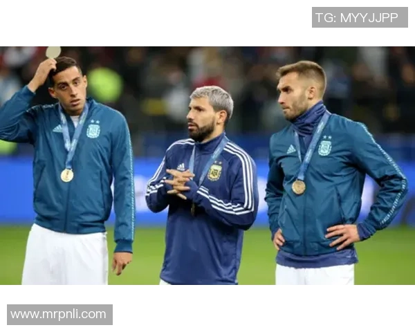 阿圭罗重返阿根廷国家队出征美洲杯:传奇再现,激情永不退场 阿圭罗重返阿根廷国家队出征美洲杯:传奇再现,激情永不退场