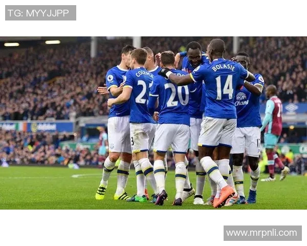 埃弗顿对阵亚特兰大精彩直播全程回顾与赛后分析 埃弗顿对阵亚特兰大精彩直播全程回顾与赛后分析