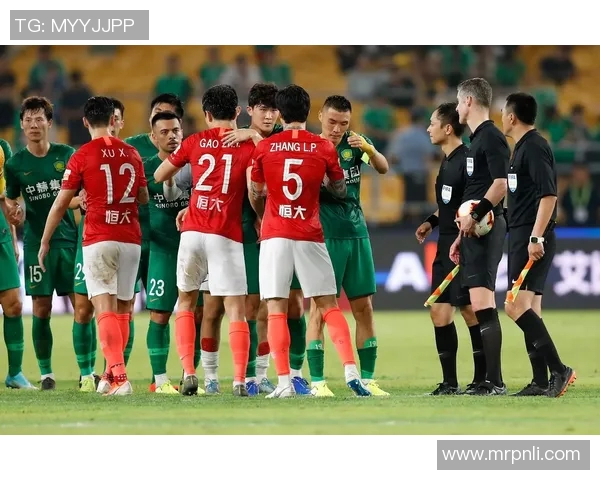 北京国安与恒大淘宝激战正酣谁能在中超赛场上笑到最后 北京国安与恒大淘宝激战正酣谁能在中超赛场上笑到最后