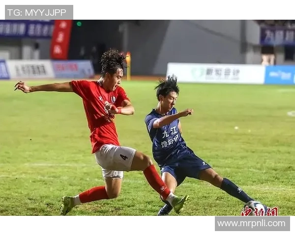 九江足球比赛精彩直播武汉队全力争胜展现团队风采与球迷激情